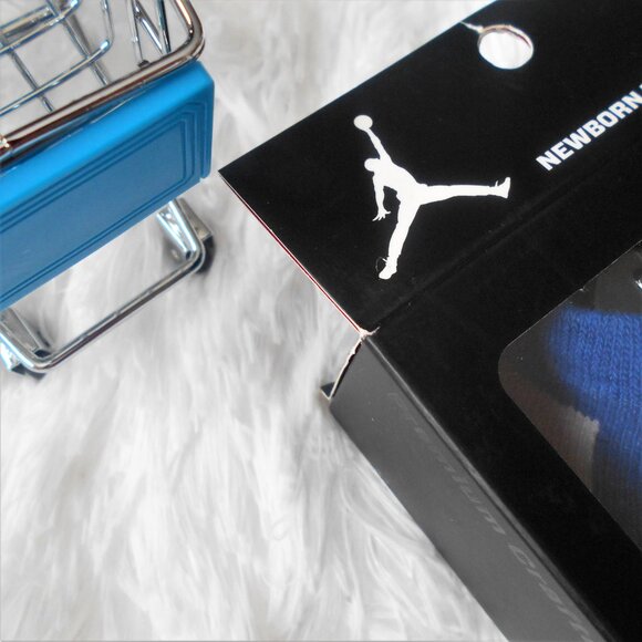 Nike Jordan Infant Booties 2 Pack Baby Newborn 0-6 Mo Blue String Design - Picture 12 of 13